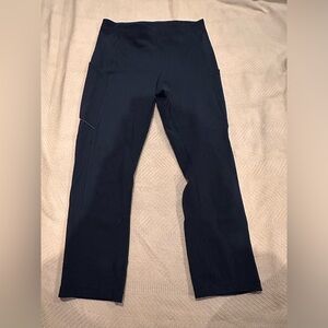 Speed up crop 21” lululemon size 6